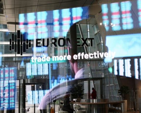 Tepid end to torrid November