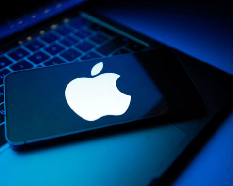 German antitrust watchdog tests Apple's revised app tracking rules