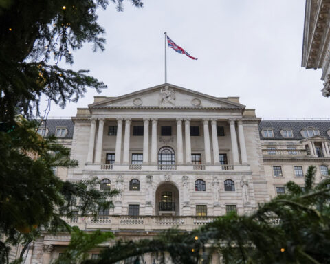 Bank of England sees greater financial risks from AI and lending