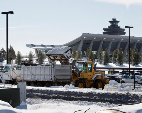 Trump says he plans to overhaul Dulles airport outside Washington