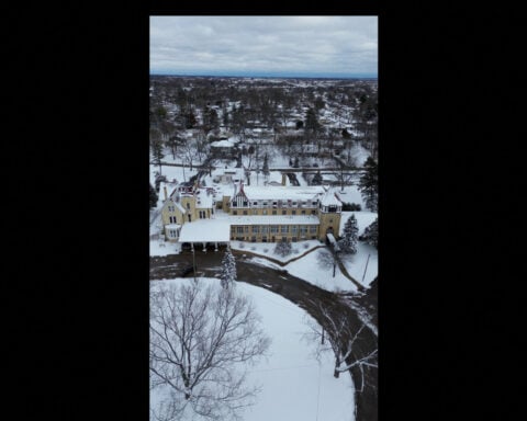 Early winter storm puts 16 million Americans under weather advisories