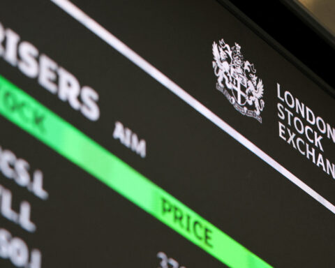 UK stocks fall, dragged down by industrials; Powell speech in focus