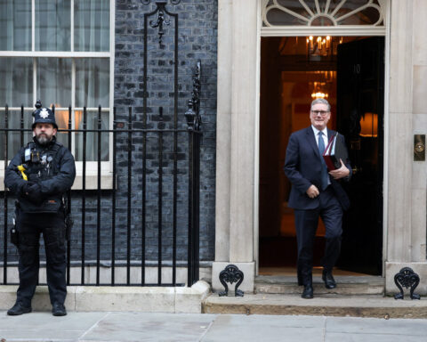 UK PM Starmer praises budget for retaining market confidence, sees growth ahead