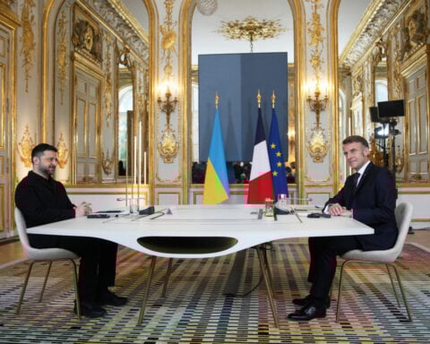 Europeans rally round Ukraine as Trump envoy heads to Moscow