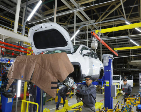 Russian manufacturing sector faces sharper output decline in November, PMI shows