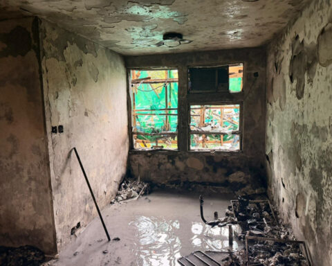 Hong Kong leader vows ‘justice’ as apartment inferno investigators focus on unsafe netting