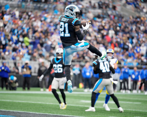 Stafford's streak of 28 TD passes without an interception ends in first quarter vs. Panthers