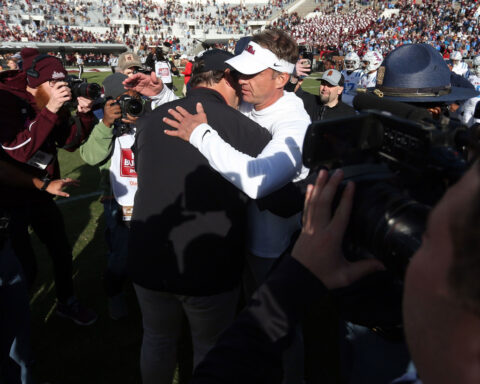 Lane Kiffin decides to leave Ole Miss to coach at LSU