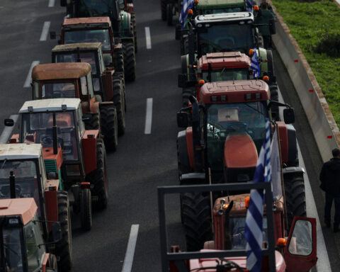 Greek farmers clash with police in protests over delayed EU farm subsidies
