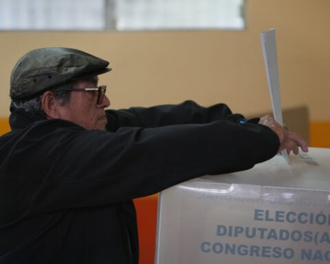 Vote count under way in Honduras to elect new president in a close race after Trump’s intervention