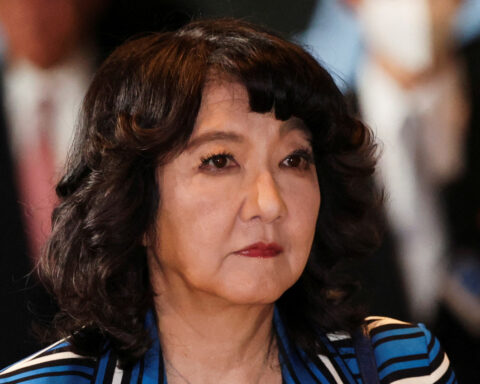 Japan finance minister says yen's rapid fall clearly not driven by fundamentals