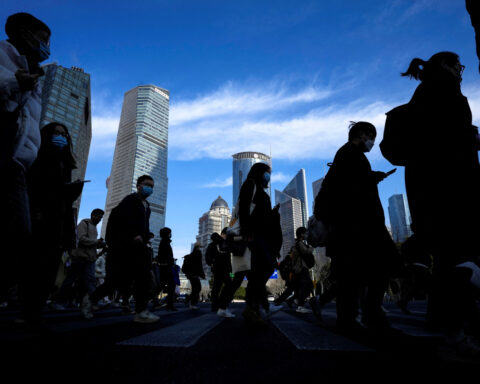 China Nov non-manufacturing activity contracts for first time in nearly three years, PMI shows