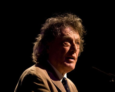 British playwright Tom Stoppard, who won Oscar for ‘Shakespeare in Love,’ dead at 88