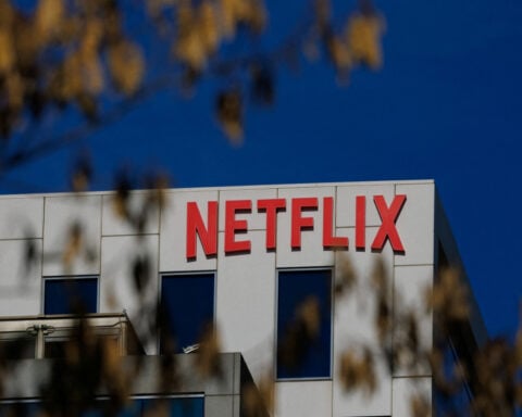 Netflix, Warner Bros Discovery combo seen lowering costs for consumers, sources say  