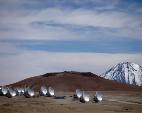 Clarification: Chile-Night Sky Under Threat story