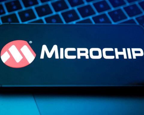 Microchip Technology raises profit, revenue expectations for third quarter