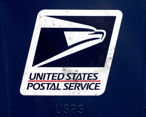US Postal Service using 2,600 EVs for mail deliveries