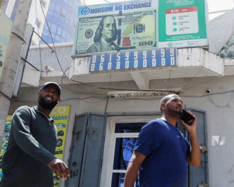 Somalis condemn Trump's insults, though some say he spoke the 'truth'