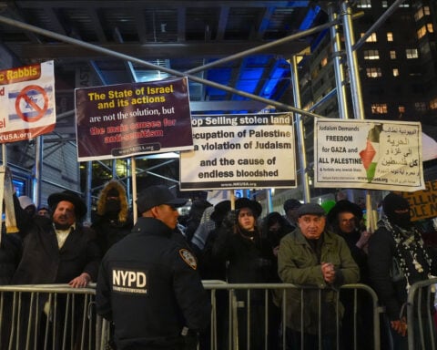 Some New York lawmakers want to ban protests outside houses of worship after pro-Palestinian demonstration