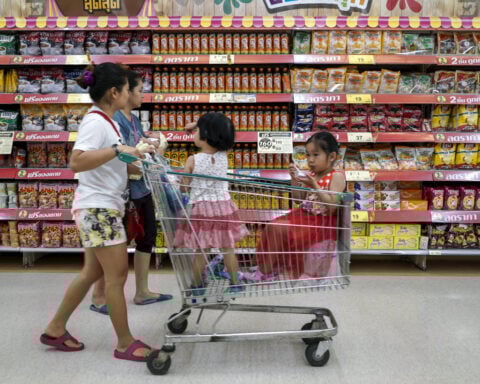 Thai consumer confidence hits 6-month high in November, survey shows
