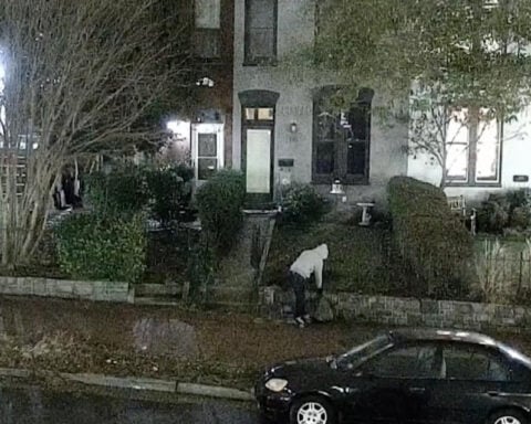 FBI arrests man in Jan. 6 DC pipe bomber investigation