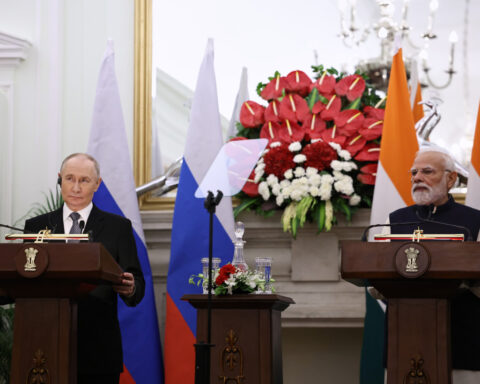 Putin and Modi hold talks and announce expansion of Russia-India trade ties