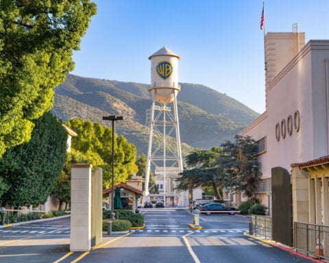 Netflix announces deal to buy Warner Bros. and HBO for $72 billion