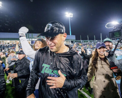Tulane tops North Texas 34-21 in American Conference title game for a likely CFP bid