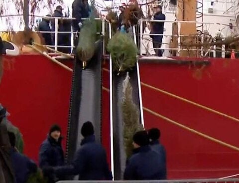 Annual Christmas Tree Ship with 1,200 trees arrives at Navy Pier on Saturday