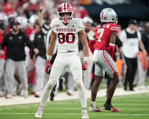 No. 2 Indiana beats No. 1 Ohio St. 13-10 to end Big Ten title drought, lock up top playoff seed