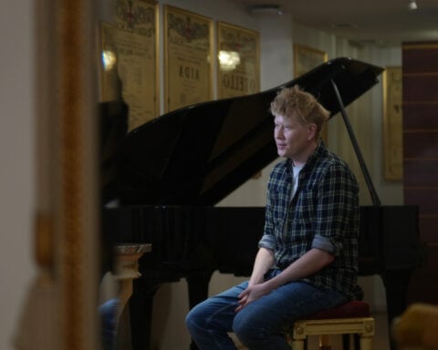 La Scala gala crowd cheers premiere of Shostakovich's 'Lady Macbeth'