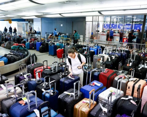 Trump administration lets Southwest Airlines off the hook with a multimillion dollar waiver for 2022 holiday travel meltdown