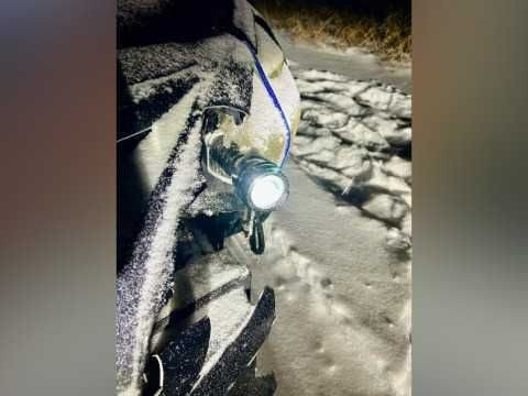 Deputies discover driver using flashlight for headlight