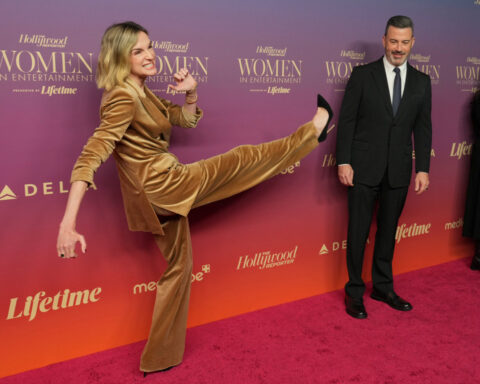 ABC signs Jimmy Kimmel to a one-year contract extension, months after temporary suspension