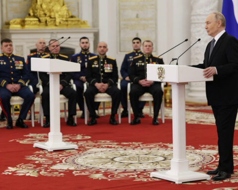 Zelenskyy reaffirms his refusal to cede land to Russia as he rallies European support