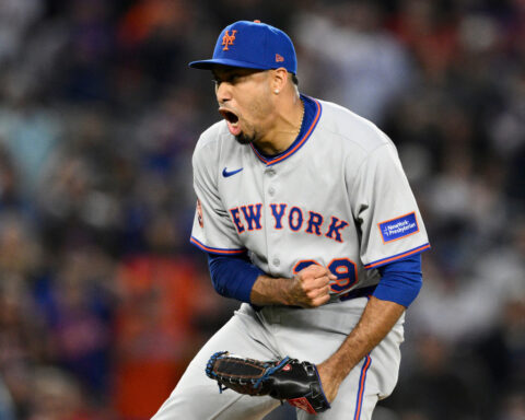 Díaz agrees to $69M, 3-year deal with World Series champion Dodgers, AP source says, leaves Mets