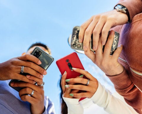 Nearly a third of American teens interact with AI chatbots daily, study finds