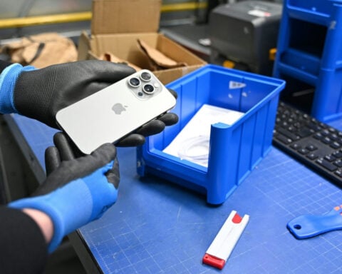 New industry standards and tech advances make pre-owned electronics a viable holiday gift option