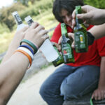 Exposure to neighborhood violence leads some Denver teens to use tobacco and alcohol earlier, new study shows