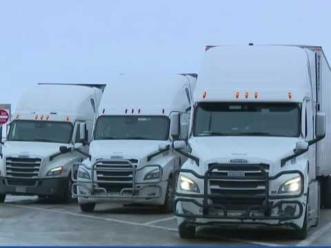 Truckers prepare for treacherous roads as blizzard conditions threaten central Iowa