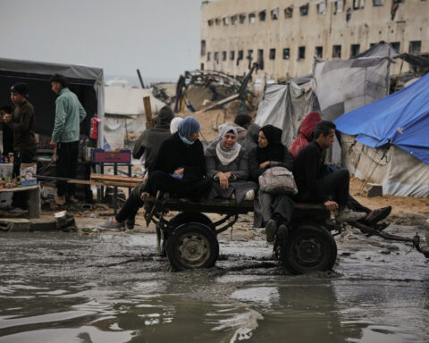 Aid flow into Gaza falls short of the ceasefire terms, Israeli figures show