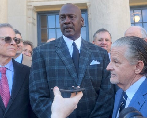 NASCAR settles federal antitrust case, gives all teams the permanent charters they wanted