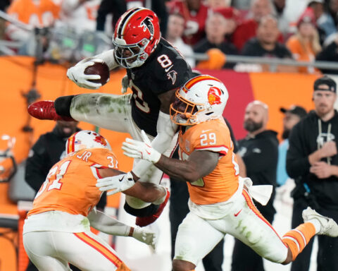 Pitts' performance is most productive by NFL tight end since 1996, helps Falcons beat Bucs