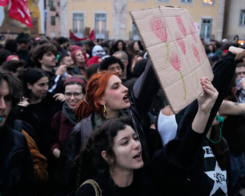 A major strike in Portugal severely disrupts travel and public services