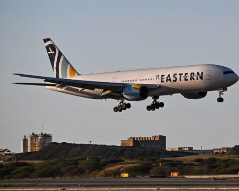 Venezuela says US has suspended deportation flights; US denies it