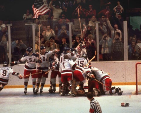 Trump honors 1980 ‘Miracle on Ice’ Olympic team with a new gold medal