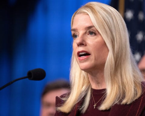 Justice Department asks appeals court to block judge's contempt inquiry in mass deportation case