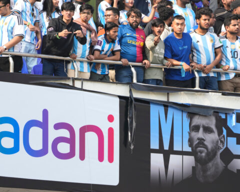 Messi's tour of India gets off to chaotic start as angry fans storm field