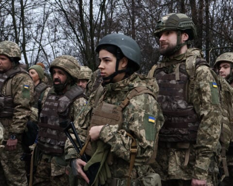 Russia and Ukraine trade attacks as US and European officials prepare for peace talks