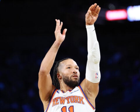 Jalen Brunson's season-high 40 points lead Knicks past Magic to NBA Cup final